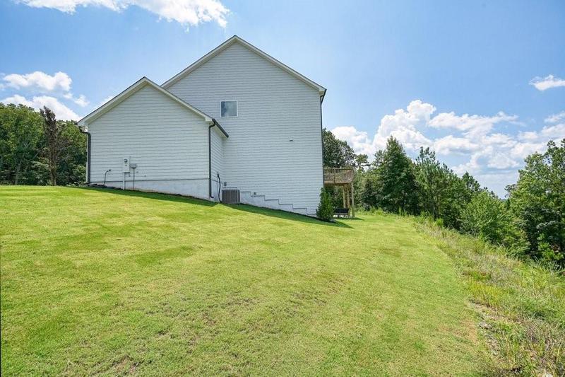 Image for property 37 Ridgeline Way, Cartersville, GA 30121