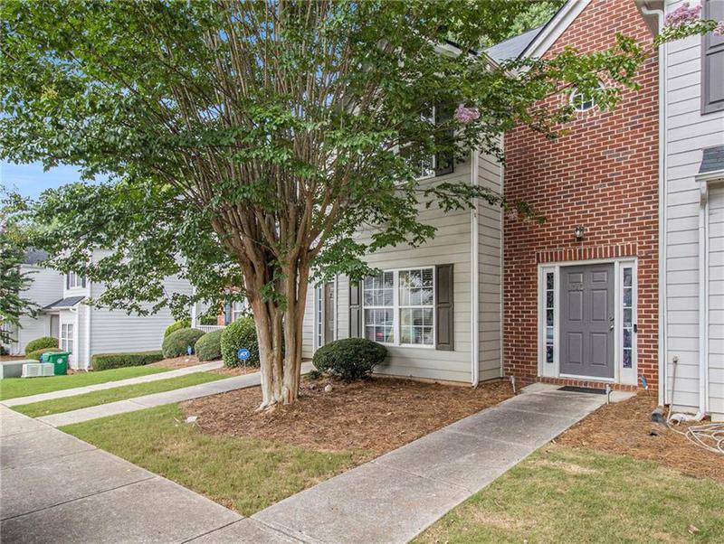 Image for property 2745 Snapfinger Manor, Decatur, GA 30035