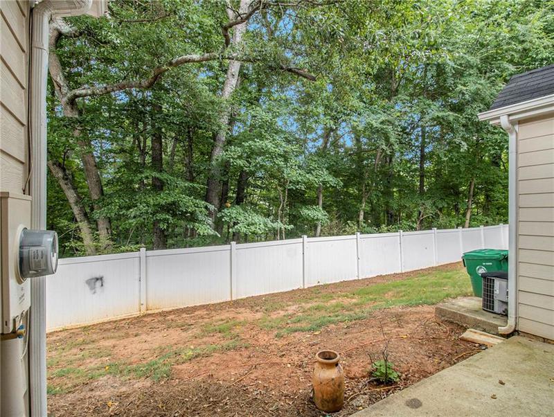 Image for property 2745 Snapfinger Manor, Decatur, GA 30035