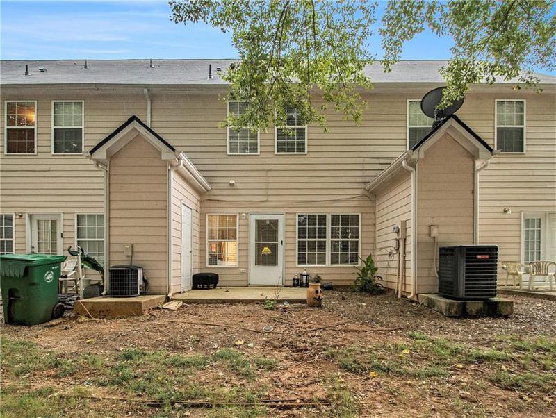 Image for property 2745 Snapfinger Manor, Decatur, GA 30035
