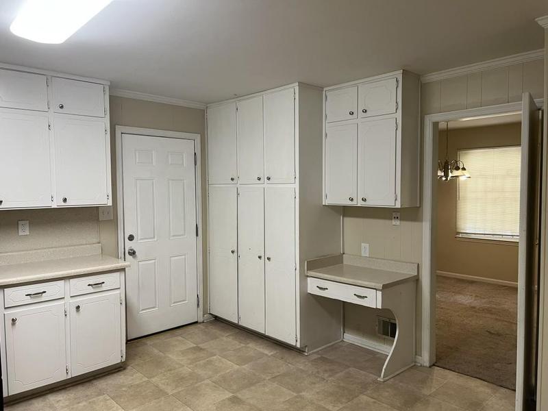 Image for property 5185 Erin Road, Atlanta, GA 30331