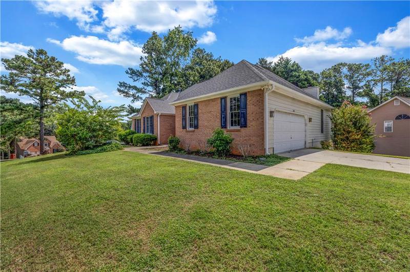 Image for property 148 Sawgrass Way, Fayetteville, GA 30215