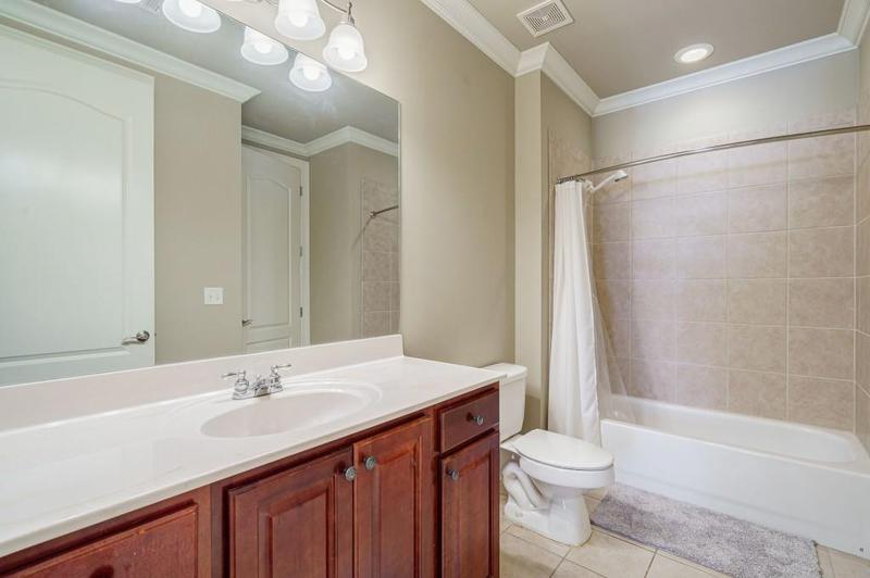 Image for property 2300 Peachford Road 1205, Dunwoody, GA 30338