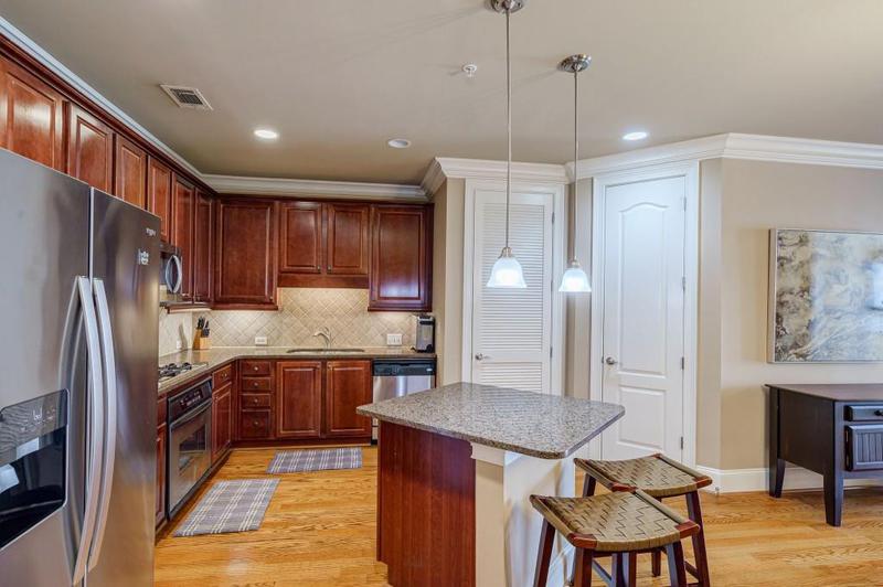 Image for property 2300 Peachford Road 1205, Dunwoody, GA 30338