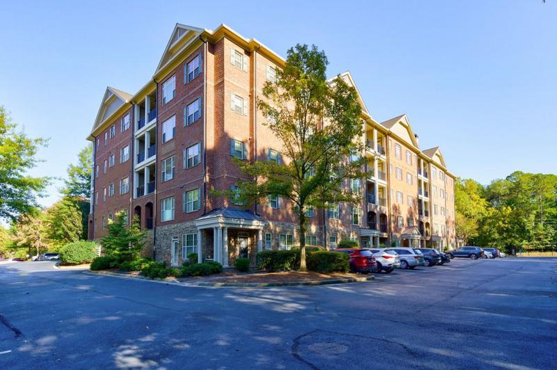 Image for property 2300 Peachford Road 1205, Dunwoody, GA 30338