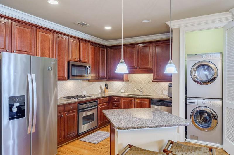 Image for property 2300 Peachford Road 1205, Dunwoody, GA 30338