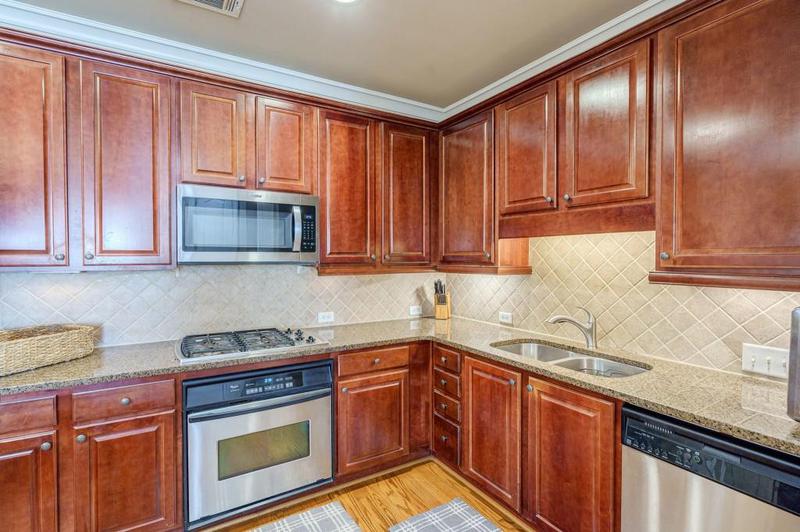 Image for property 2300 Peachford Road 1205, Dunwoody, GA 30338