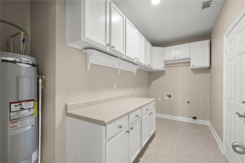 Image for property 6222 Oak Street, Clermont, GA 30527