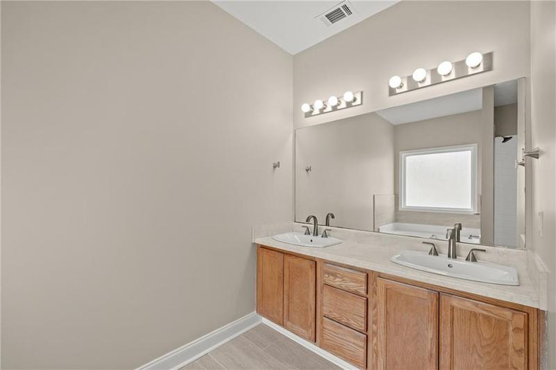 Image for property 6222 Oak Street, Clermont, GA 30527