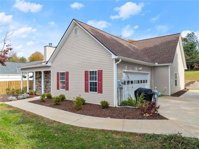 Image for property 6222 Oak Street, Clermont, GA 30527