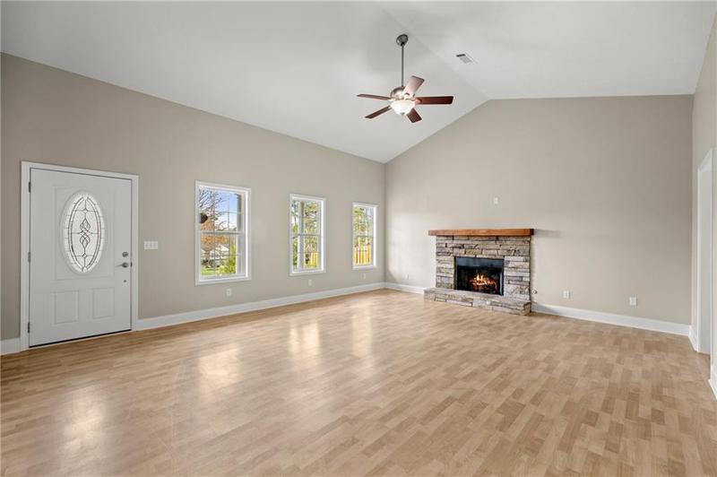 Image for property 6222 Oak Street, Clermont, GA 30527