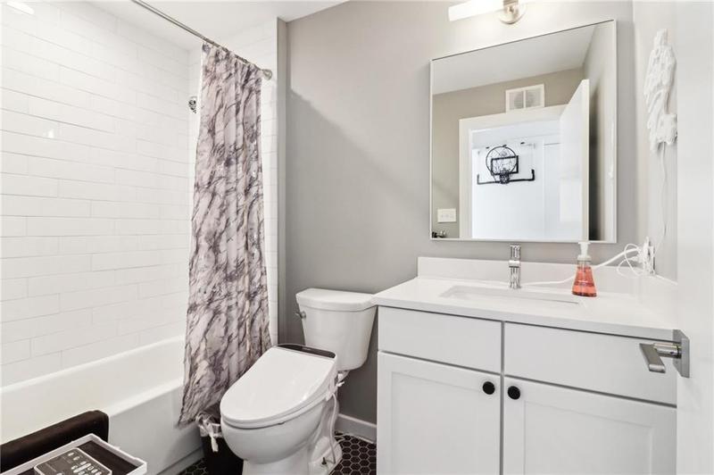 Image for property 260 18th Street 10226, Atlanta, GA 30363