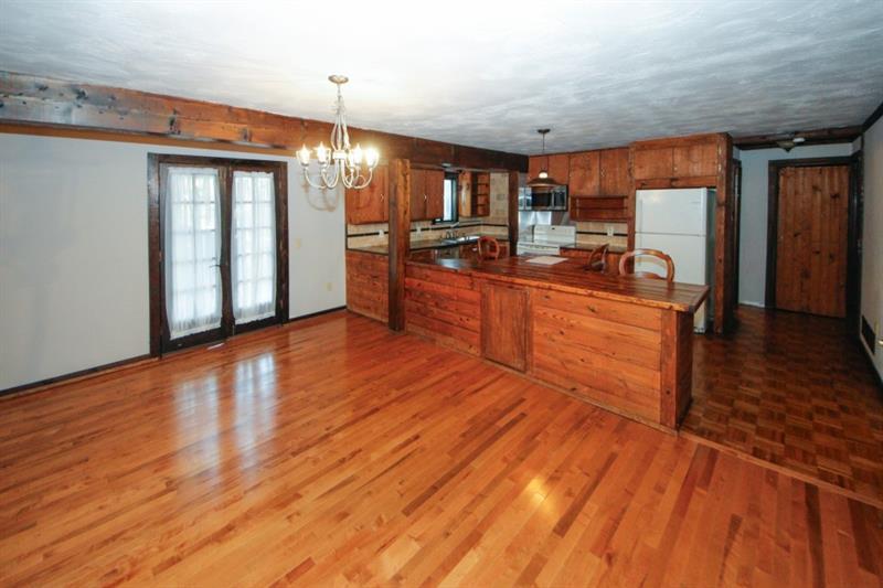 Image for property 8441 Lake Drive, Snellville, GA 30039