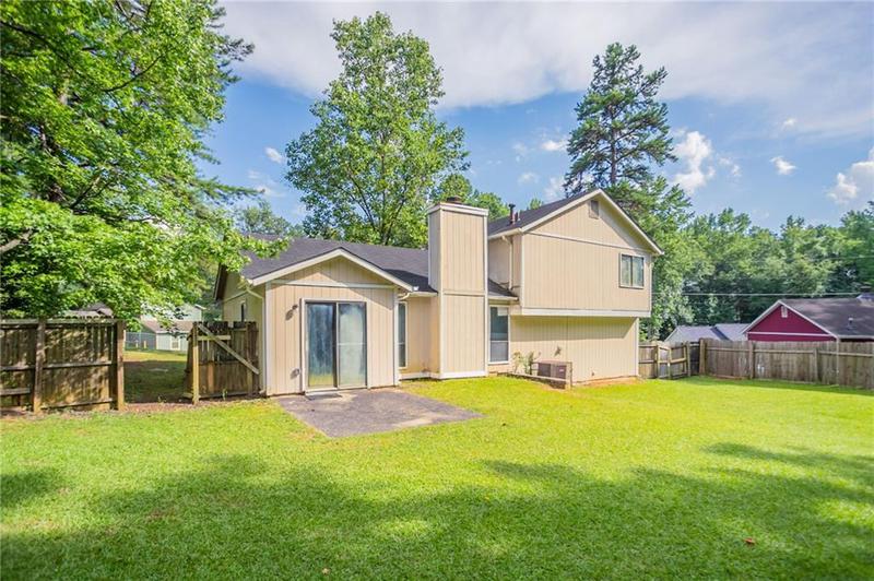 Image for property 5404 Biffle Downs Road, Stone Mountain, GA 30088