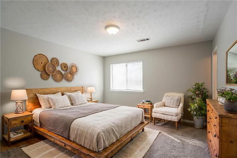 Image for property 5404 Biffle Downs Road, Stone Mountain, GA 30088