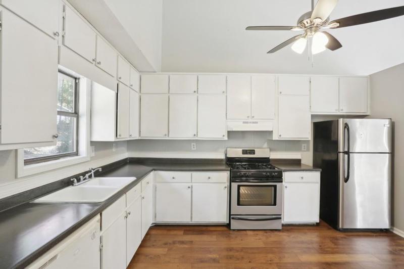 Image for property 4575 Woodcroft Cove, Snellville, GA 30039