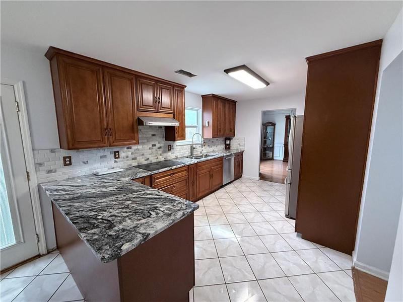 Image for property 300 Redford Trail, Stockbridge, GA 30281