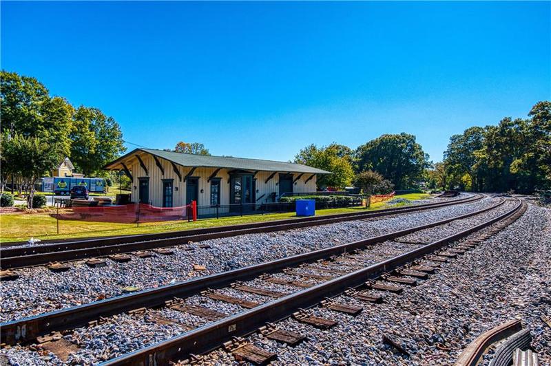 Image for property 1956 Deco Drive, Kennesaw, GA 30144