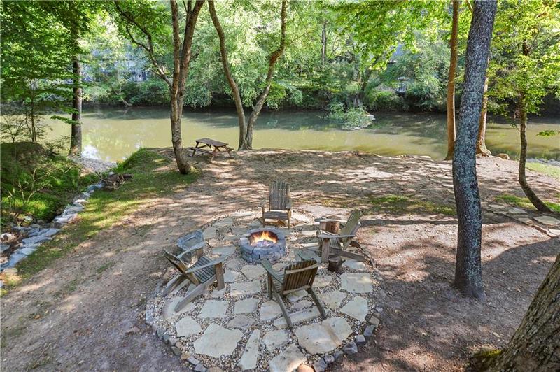 Image for property 46 Floral Court, Ellijay, GA 30540