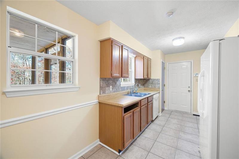 Image for property 2033 Old Grandview Road, Jasper, GA 30143