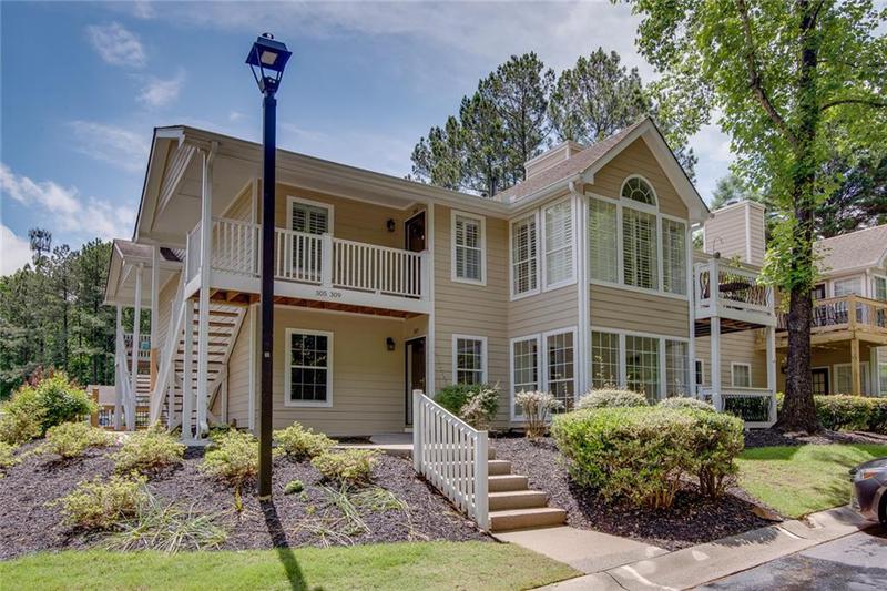 Image for property 307 BERKELEY WOODS Drive, Duluth, GA 30096