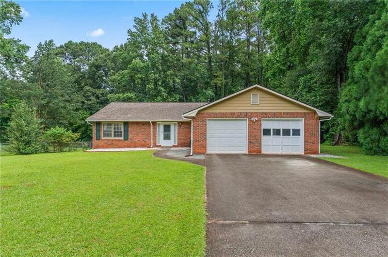 Image for property 1738 SHERRY Lane, Jonesboro, GA 30236