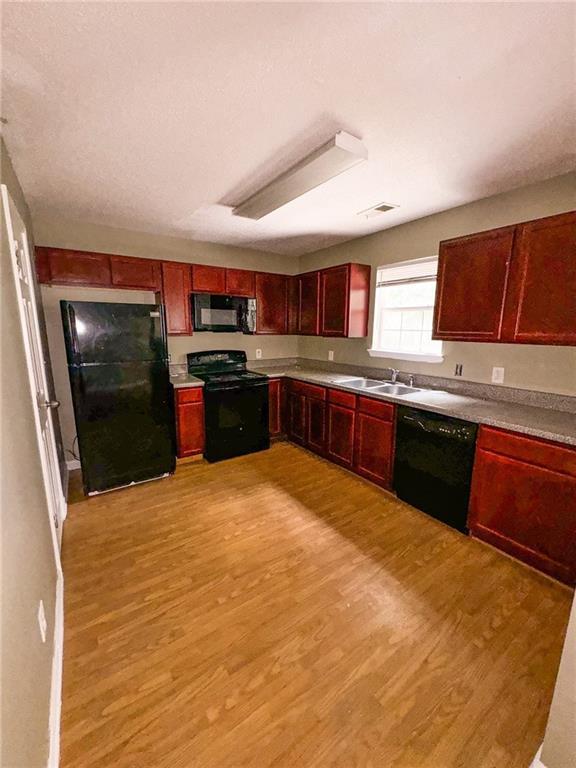 Image for property 5165 Hanover Street, Atlanta, GA 30349