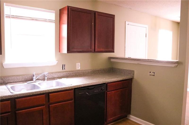 Image for property 5165 Hanover Street, Atlanta, GA 30349