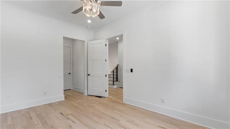 Image for property 3785 Lower Roswell Road, Marietta, GA 30068