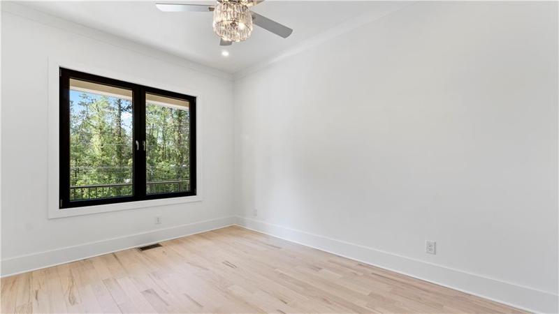 Image for property 3785 Lower Roswell Road, Marietta, GA 30068