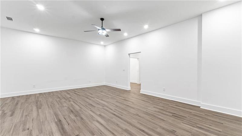 Image for property 3785 Lower Roswell Road, Marietta, GA 30068