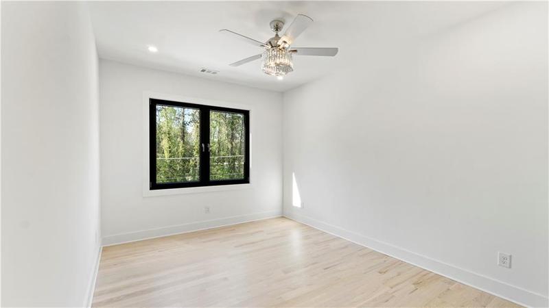 Image for property 3785 Lower Roswell Road, Marietta, GA 30068