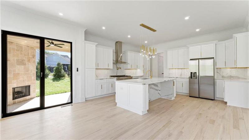 Image for property 3785 Lower Roswell Road, Marietta, GA 30068