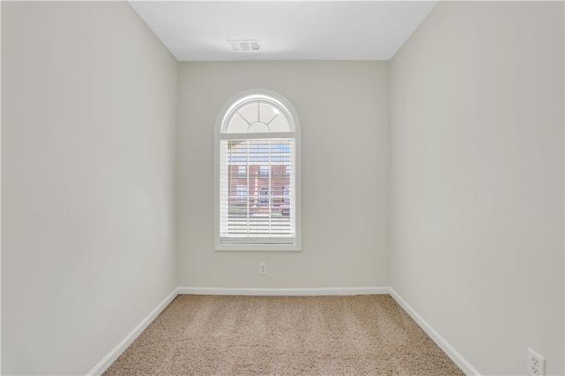 Image for property 3485 Walnut Ridge, Atlanta, GA 30349