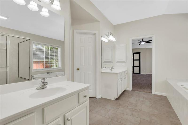 Image for property 3485 Walnut Ridge, Atlanta, GA 30349