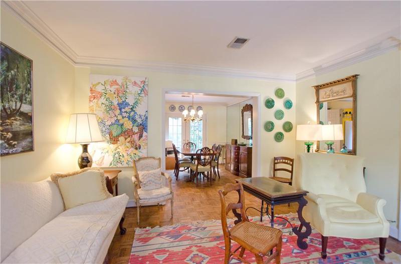 Image for property 3081 Howell Mill Road 3, Atlanta, GA 30327