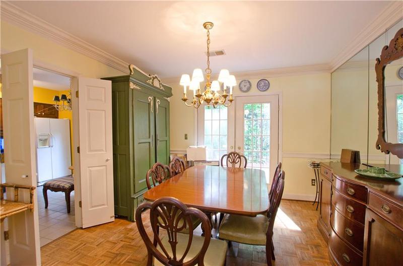 Image for property 3081 Howell Mill Road 3, Atlanta, GA 30327