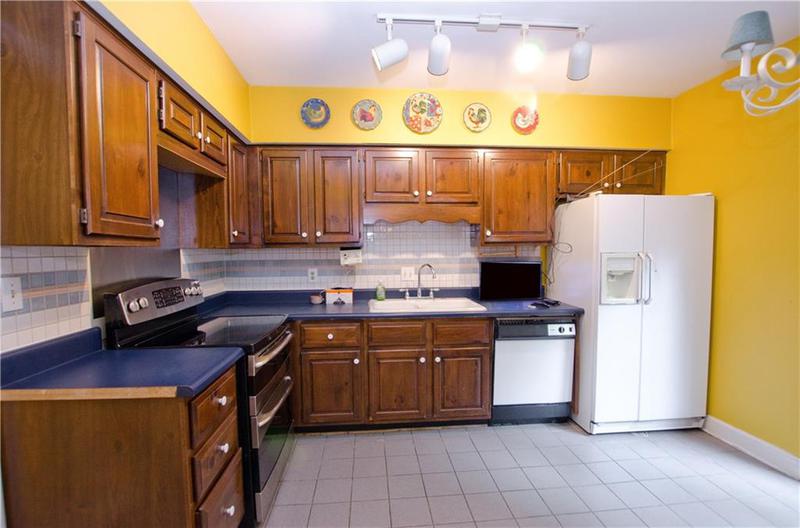 Image for property 3081 Howell Mill Road 3, Atlanta, GA 30327