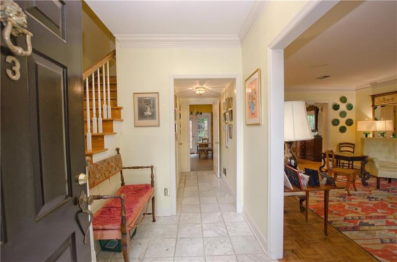 Image for property 3081 Howell Mill Road 3, Atlanta, GA 30327