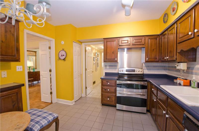 Image for property 3081 Howell Mill Road 3, Atlanta, GA 30327