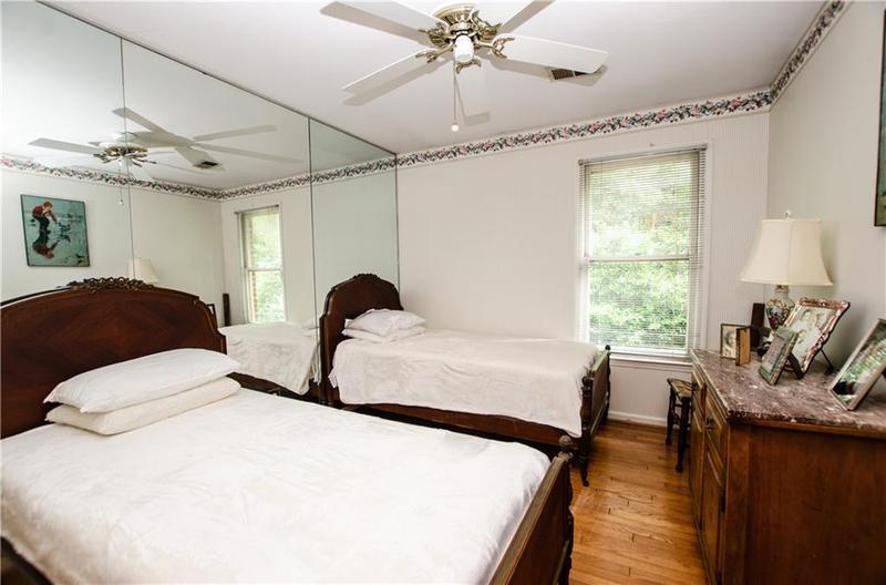 Image for property 3081 Howell Mill Road 3, Atlanta, GA 30327