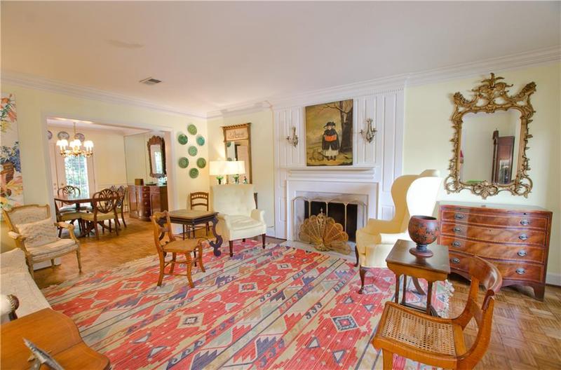Image for property 3081 Howell Mill Road 3, Atlanta, GA 30327