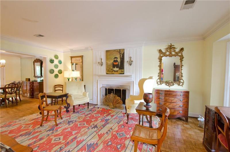 Image for property 3081 Howell Mill Road 3, Atlanta, GA 30327