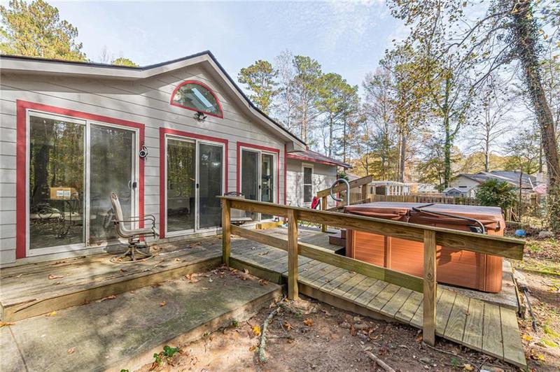 Image for property 105 Wexford Way, Peachtree City, GA 30269