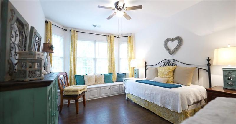 Image for property 541 Richmond Place, Loganville, GA 30052