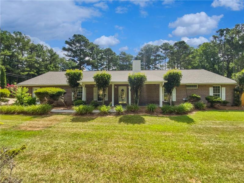 Image for property 105 Creekwood Lane, Fayetteville, GA 30214