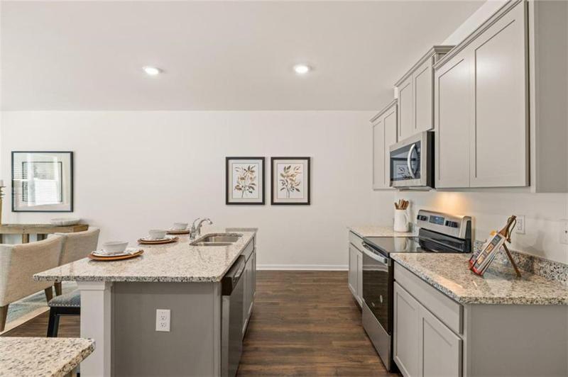 Image for property 348 Elgin Drive 162, Lawrenceville, GA 30045