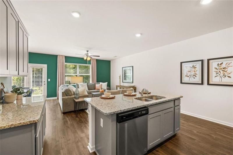 Image for property 348 Elgin Drive 162, Lawrenceville, GA 30045