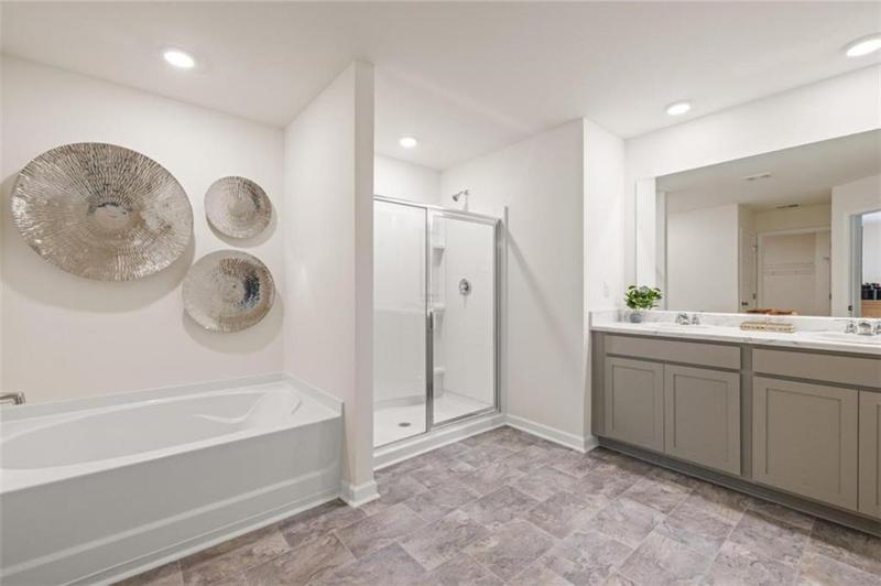 Image for property 348 Elgin Drive 162, Lawrenceville, GA 30045
