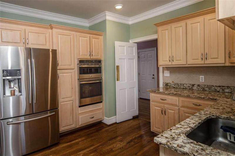 Image for property 22 Coventry Drive, Rome, GA 30161